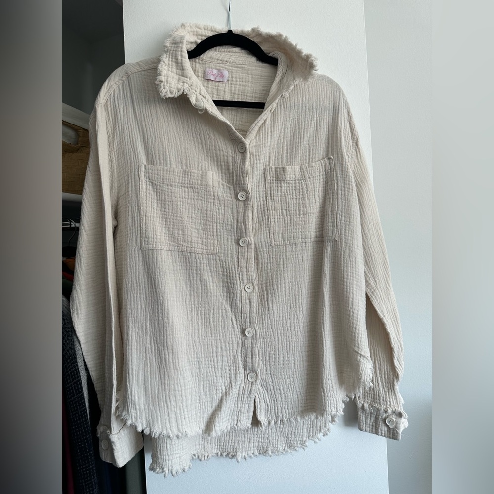 Gauzy material button down shirt